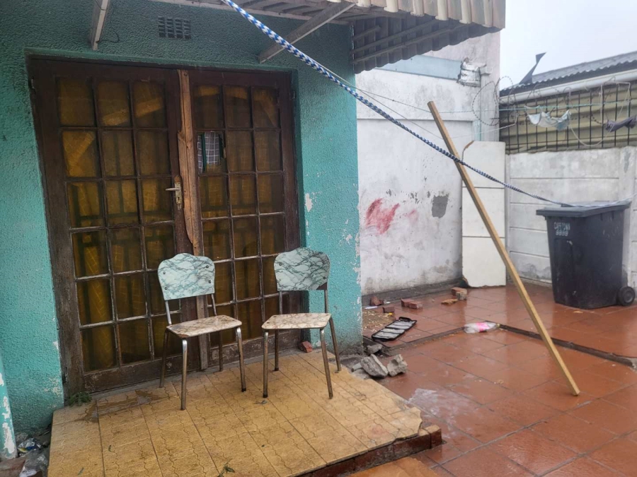 3 Bedroom Property for Sale in Charlesville Western Cape